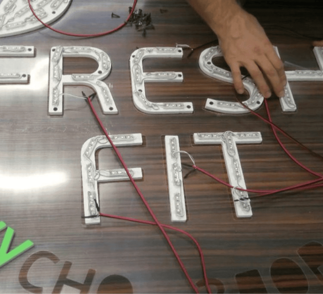 Наружная реклама для магазина здорового питания Fresh Fit